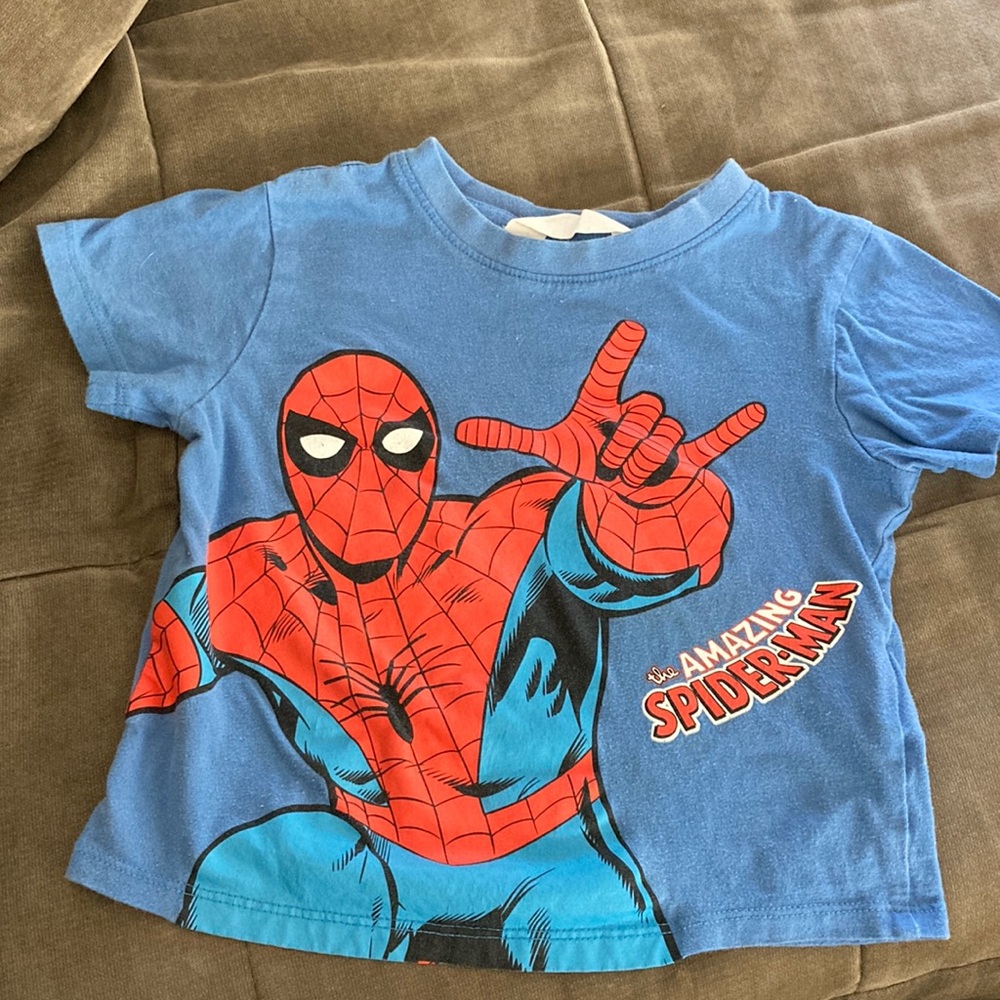 H&M Marvel 2T Spider-Man teeshirt
